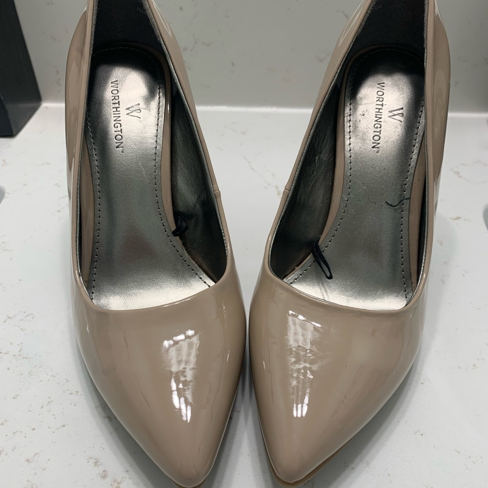 Nude Stilleto Heel Pump
